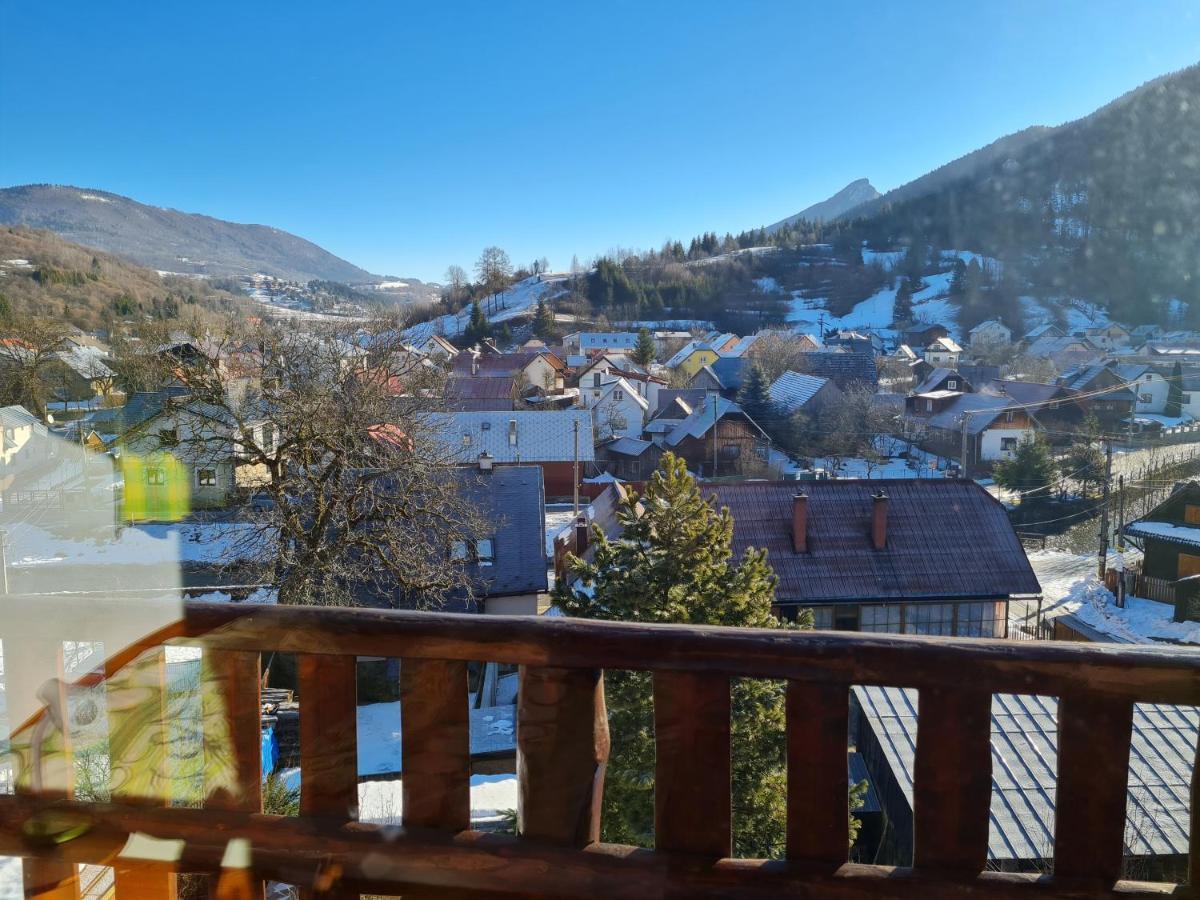 Penzion Mala Fatra U Durka ジリナ エクステリア 写真