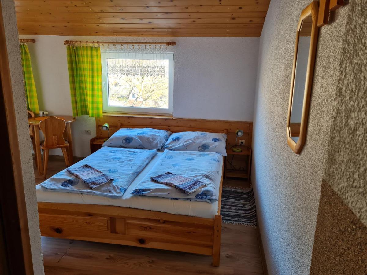 Penzion Mala Fatra U Durka ジリナ エクステリア 写真